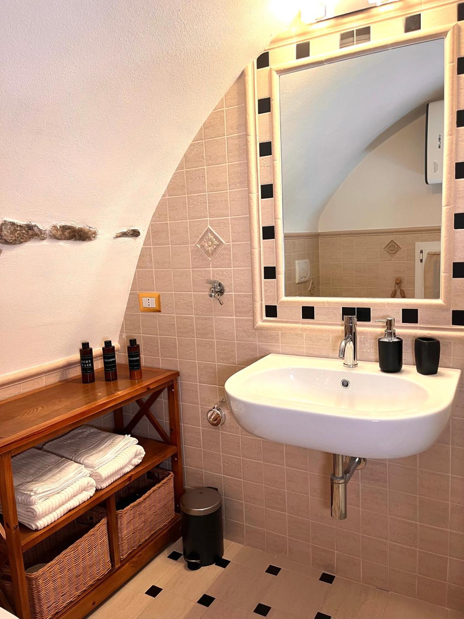 Ca' Pecina - Casa Vacanze Dolceacqua Exterior foto